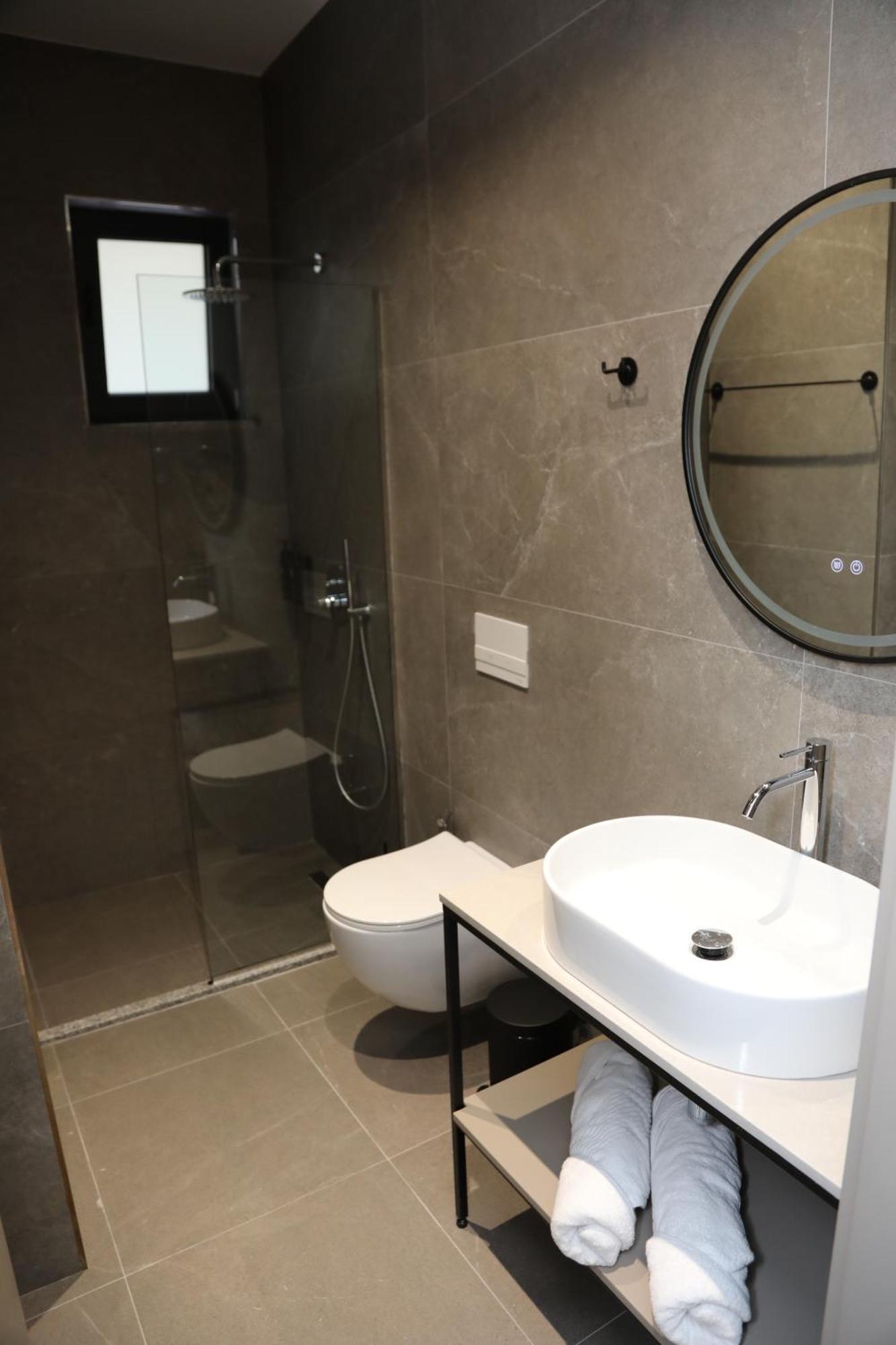 Kruja Luxury Suites Kültér fotó